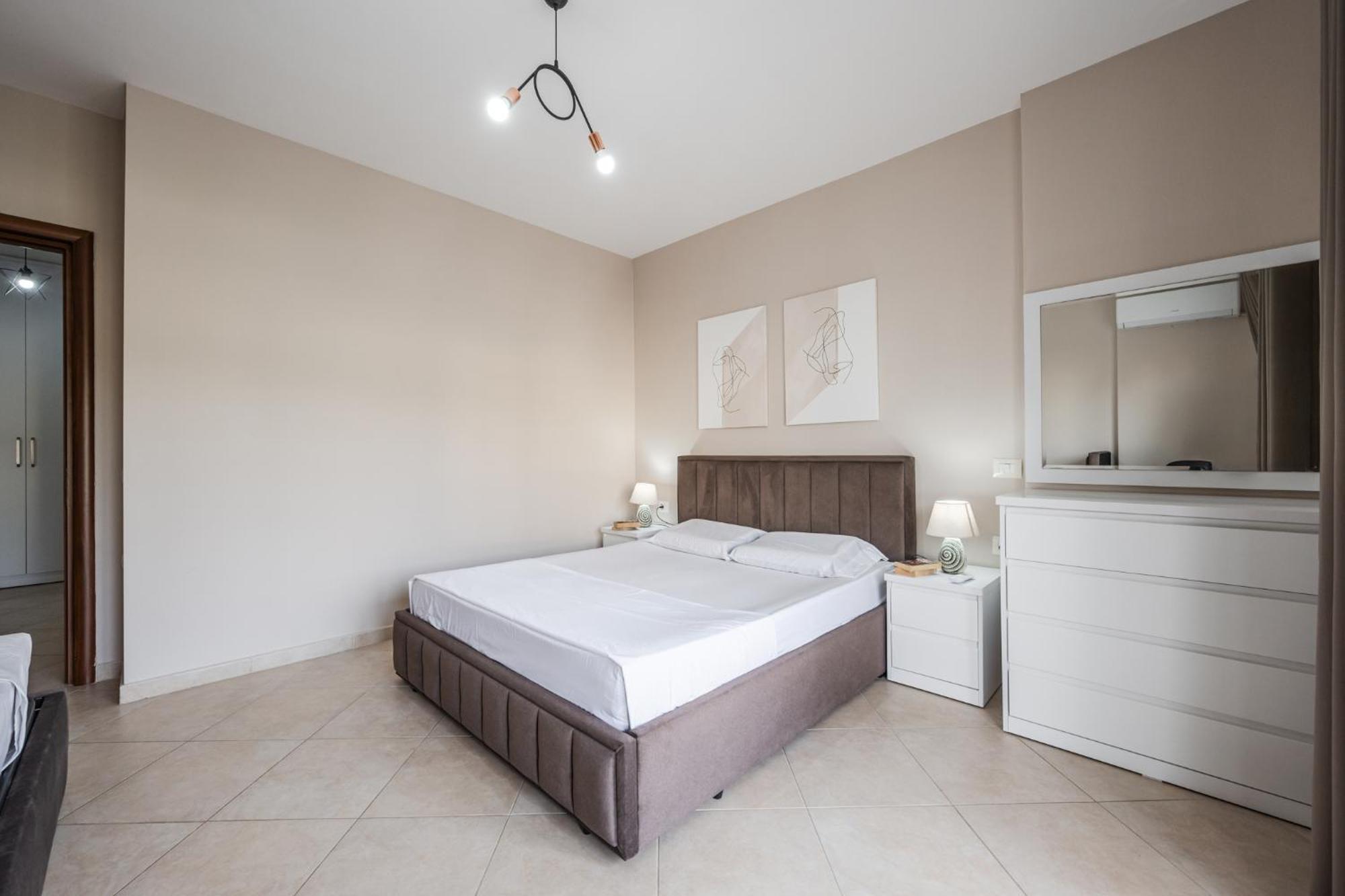 City Center Apartments By Kondo Stays Vlorë エクステリア 写真