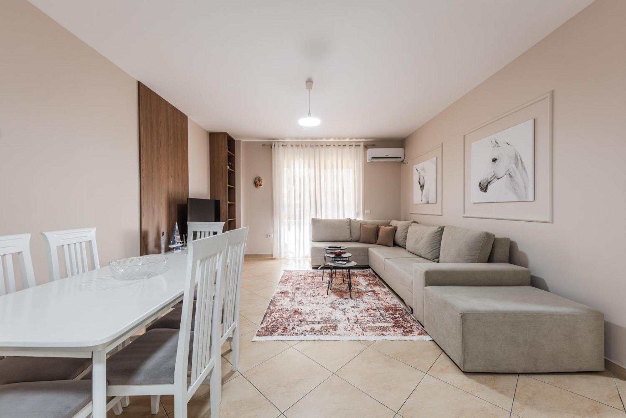 City Center Apartments By Kondo Stays Vlorë エクステリア 写真